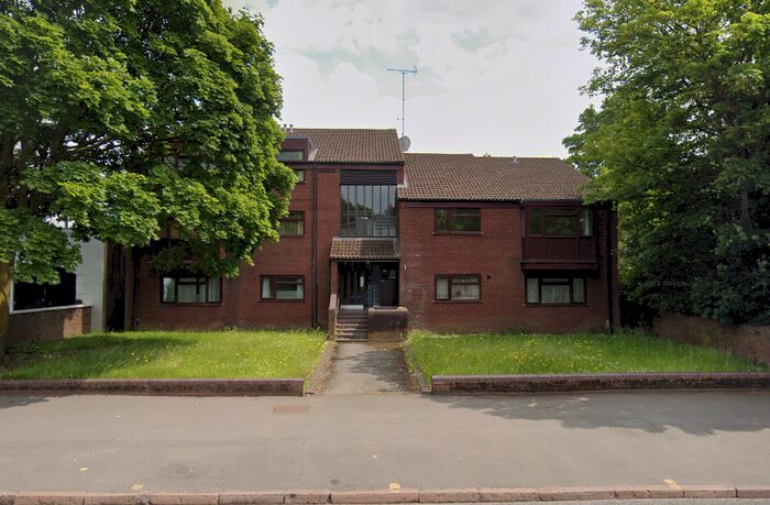 Flat To Rent In Bristol Road, Birmingham, B5