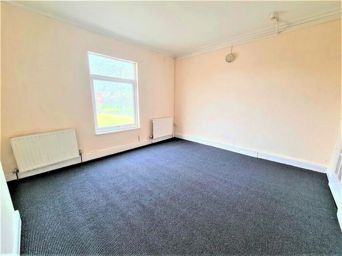 Studio To Rent In Wellington Road, Bilston, WV14