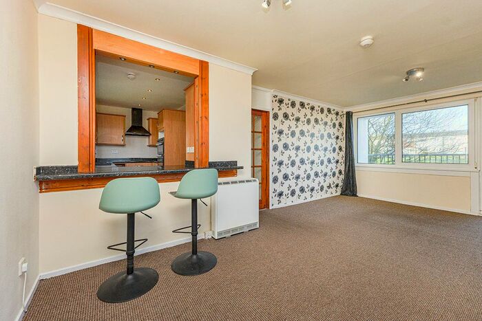 2 Bedroom Flat To Rent In Anniversary Avenue, East Kilbride, Glasgow, G75