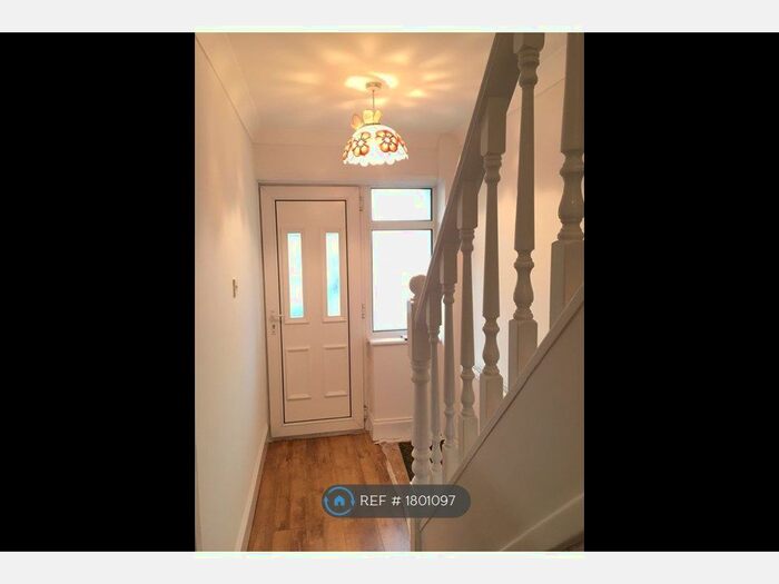 3 Bedroom Terraced House To Rent In Garland Road, Plumstead, SE18