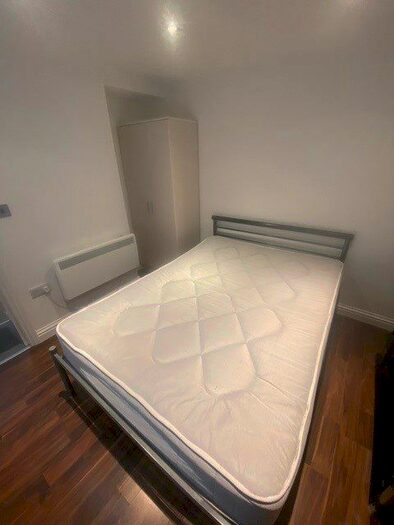 1 Bedroom Flat To Rent In Mansel Street, City Centre, Swansea, SA1