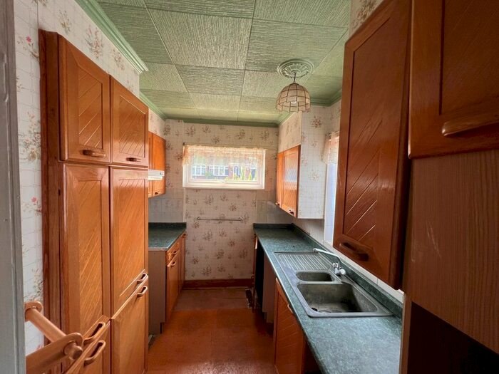 2 Bedroom Semi-Detached Bungalow For Sale In Hallgarth Close, Middlesbrough, TS5