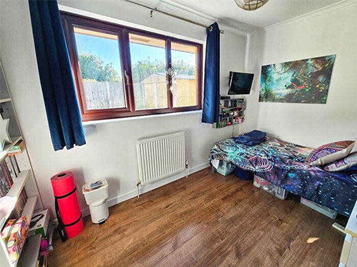 3 Bedroom Bungalow For Sale In Madeira Lane, Freshwater, PO40