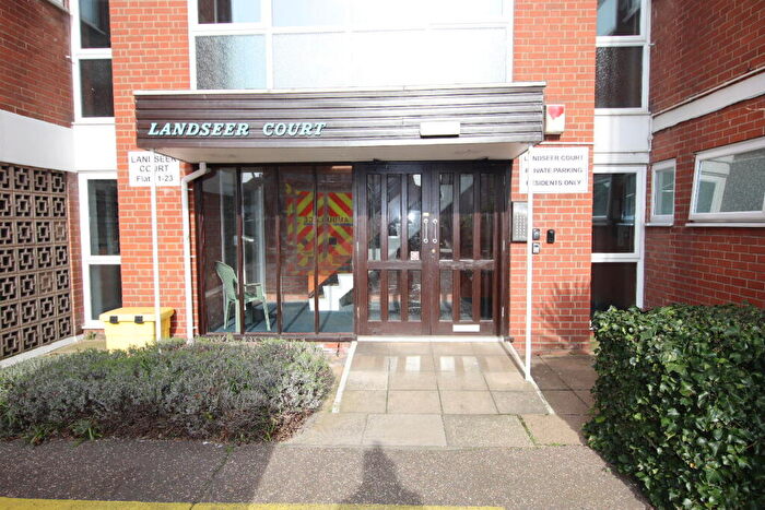 2 Bedroom Flat For Sale In Landseer Court, Carnarvon Road, Clacton On Sea, CO15