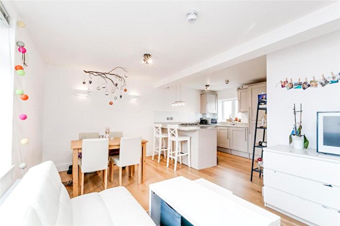 1 Bedroom Flat To Rent In Sheen Lane House, Upper Richmond Road West, SW14