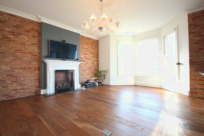 2 Bedroom Flat To Rent In St. Stephens Road, Cheltenham, GL51