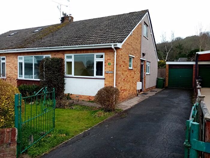 2 Bedroom Semi-Detached Bungalow To Rent In Tor View, Cheddar, BS27