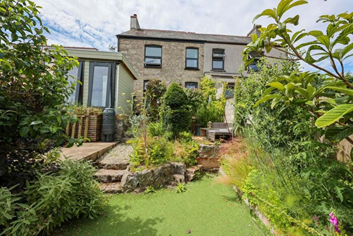3 Bedroom Semi Detached House For Sale In Treverbyn Road, St Austell, PL25