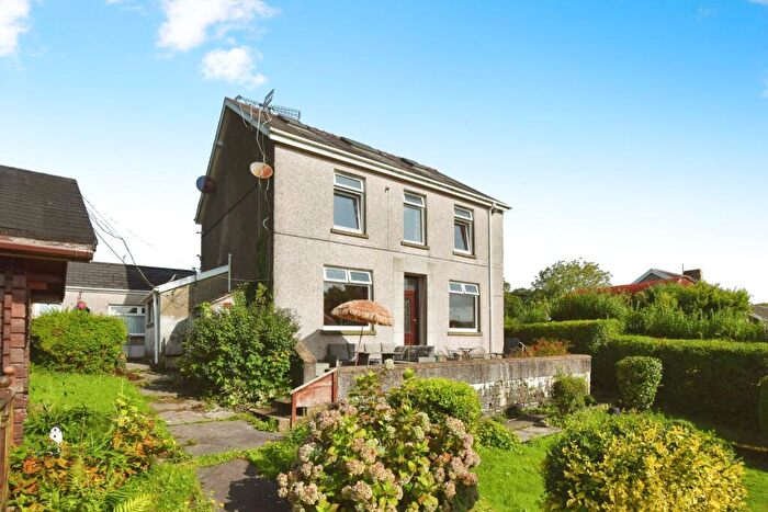 3 Bedroom Detached House For Sale In Heol Brynhaul, Pontyates, Llanelli, Carmarthenshire, SA15