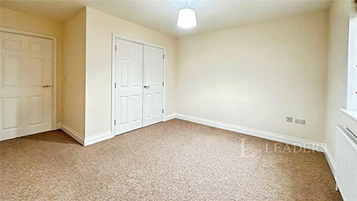 1 Bedroom Flat To Rent In Empress Road, Luton, Bedfordshire, LU3