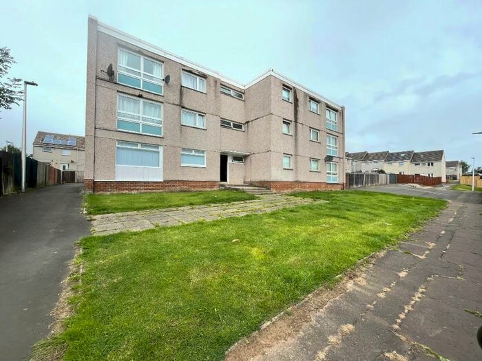 1 Bedroom Ground Flat To Rent In St. Giles Way, Hamilton, Lanarkshire, ML3