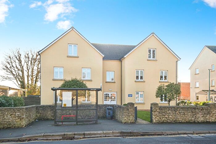 3 Bedroom Flat For Sale In Brewery Street, Highworth, Swindon, SN6