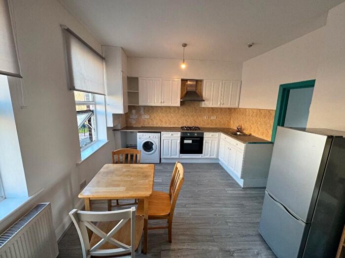 1 Bedroom Flat To Rent In Seven Sisters Road, London, N7