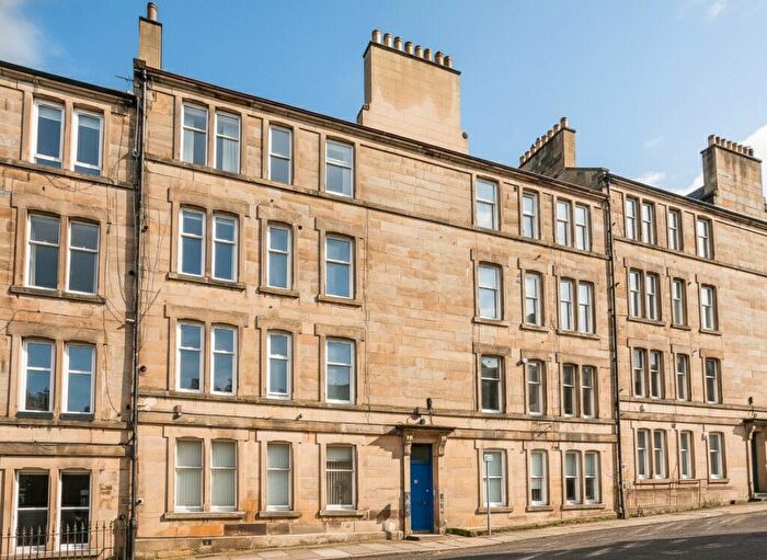 1 Bedroom Flat For Sale In Comely Bank Row, Edinburgh, EH4