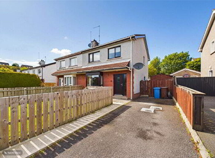 3 Bedroom Semi-Detached House For Sale In Meadowlands Avenue, Newry, BT34