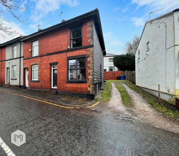 3 Bedroom End Of Terrace House To Rent In Hollins Lane, Bury, Greater Manchester, BL9