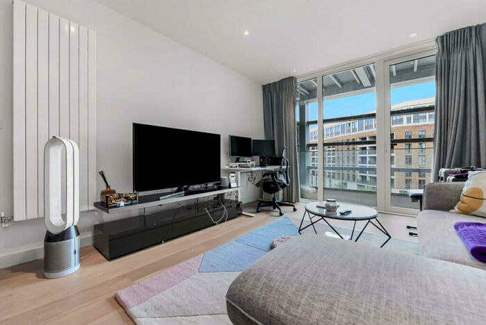 1 Bedroom Apartment To Rent In Flagship House, Royal Wharf, E16