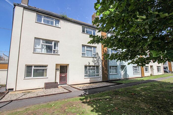 2 Bedroom Flat For Sale In Pennard, Dunster Crescent, BS24
