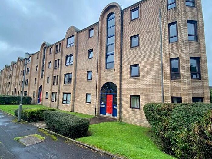 1 Bedroom Flat To Rent In Overnewton Square, Yorkhill, G3