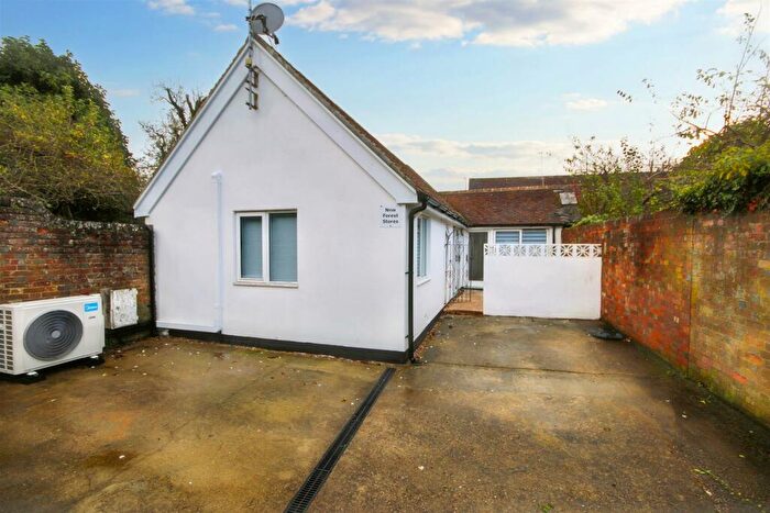 2 Bedroom Bungalow To Rent In Portsmouth Road, Milford, Godalming, GU8