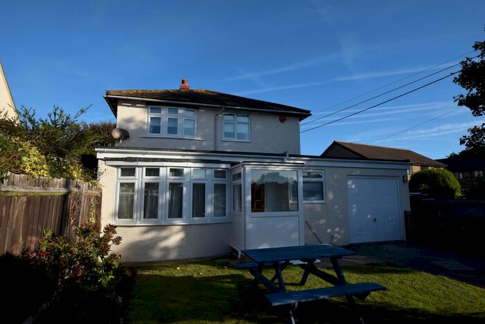 2 Bedroom Semi-Detached House To Rent In Milford On Sea, Lymington, Hampshire, SO41