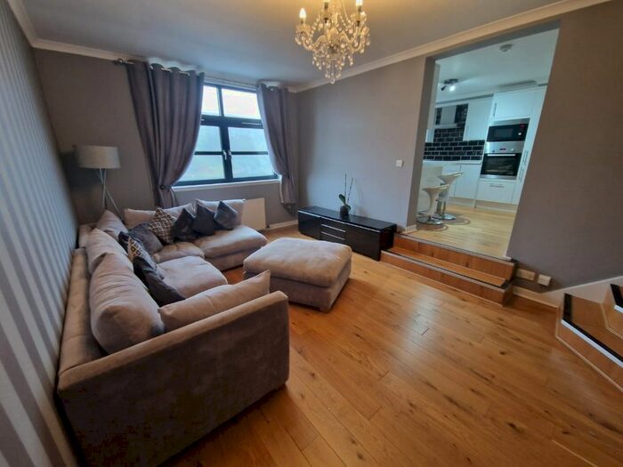 2 Bedroom Flat To Rent In Riverside Drive, Ferryhill, Aberdeen, AB11