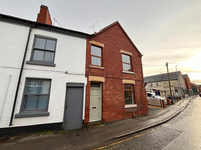 3 Bedroom End Of Terrace House To Rent In Derby Road, Ashby-de-la-Zouch, LE65