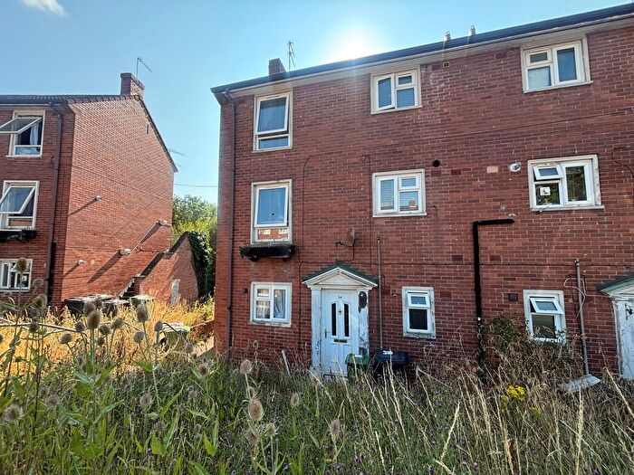 2 Bedroom Maisonette To Rent In Thornpark Rise, Exeter, EX1