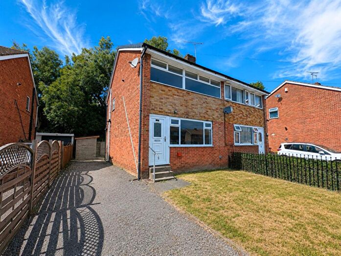 3 Bedroom Semi Detached House For Sale In Summerbridge Crescent, Eccleshill, Bradford, BD10