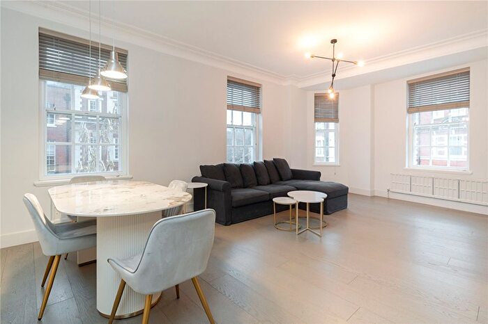 2 Bedroom Flat To Rent In Devonshire Street, London, W1G