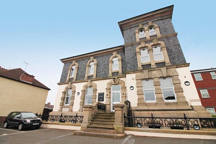 1 Bedroom Flat To Rent In Cape Road, Warwick, Warwickshire, CV34