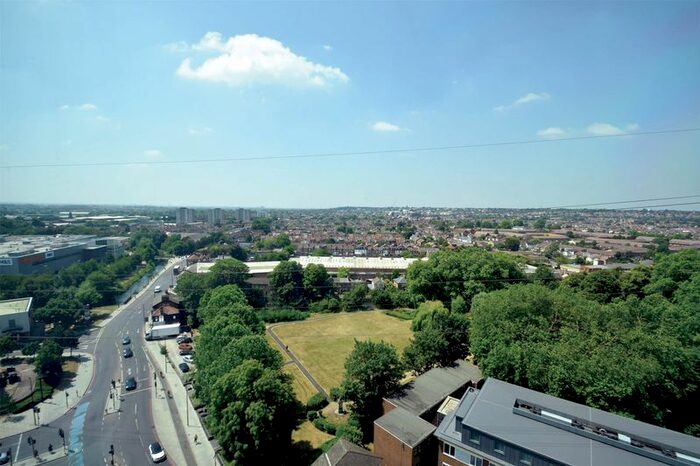 1 Bedroom Flat To Rent In Christchurch Road, London, SW19