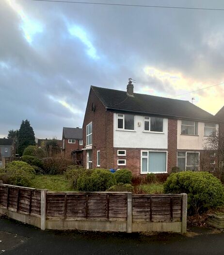 3 Bedroom Semi-Detached House To Rent In Park Lane, Whitefield, Manchester, M45