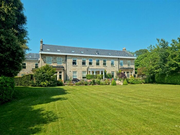 2 Bedroom Flat For Sale In Wetherby, Linton Springs, Sicklinghall Road, LS22