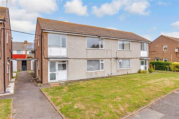 1 Bedroom Flat For Sale In Mentmore Road, Ramsgate, Kent, CT12