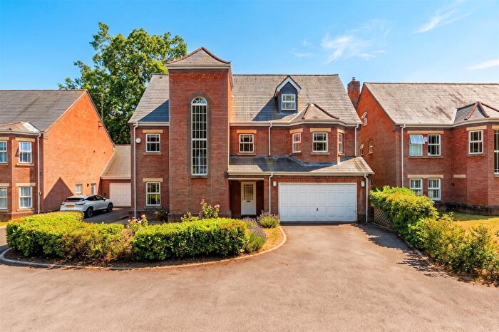 6 Bedroom Detached House To Rent In Claver Drive, Ascot, SL5