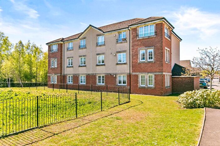 2 Bedroom Apartment For Sale In Orissa Drive Dumbarton, G82