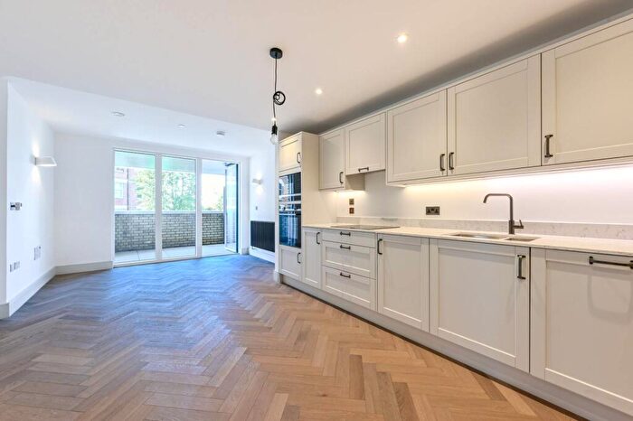 2 Bedroom Flat For Sale In Clifton Mansions, Willesden Green, NW2