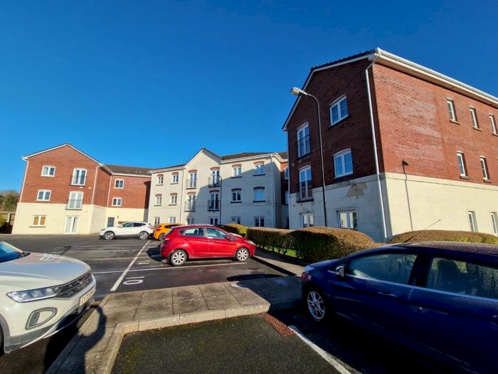 2 Bedroom Apartment To Rent In Coed Castell, Coychurch Road, Bridgend, CF31