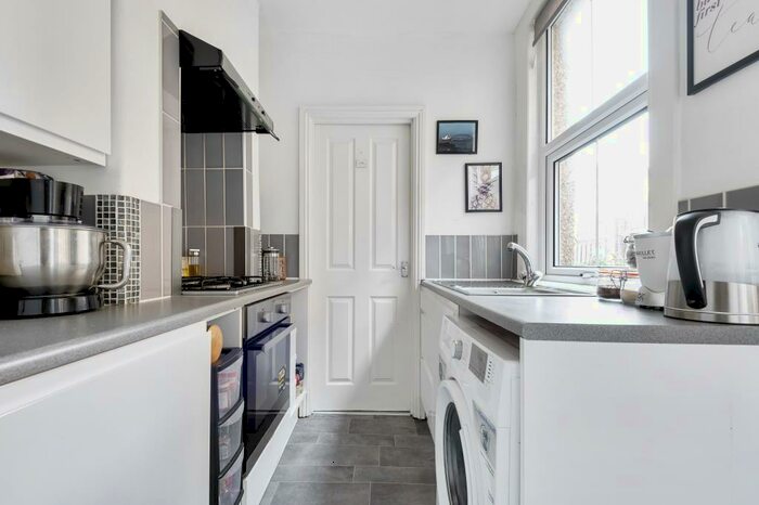 2 Bedroom Terraced House To Rent In Kingston Upon Thames, Surrey, KT1