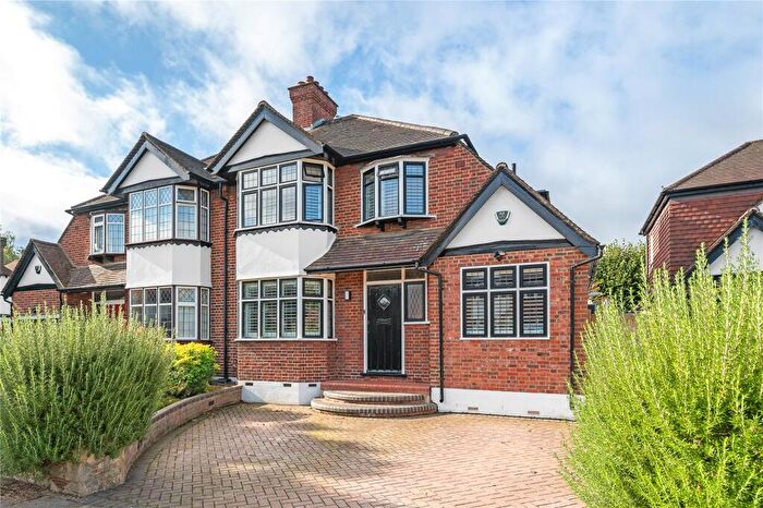 3 Bedroom Semi-Detached House For Sale In Highland Croft, Beckenham, BR3