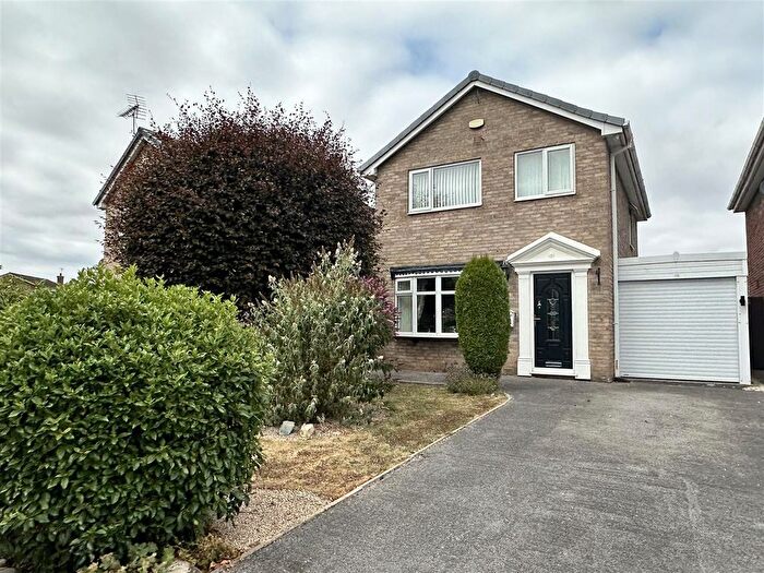 3 Bedroom Detached House For Sale In Langrick Avenue, Howden, Goole, DN14