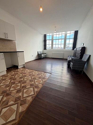 1 Bedroom Flat To Rent In Bute Street, Luton, LU1