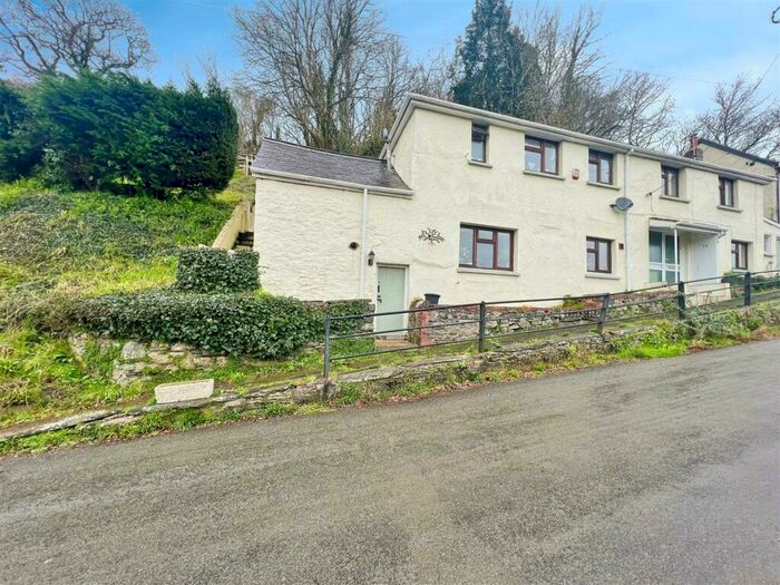 4 Bedroom Detached House For Sale In Station Hill, Swimbridge, Barnstaple, EX32