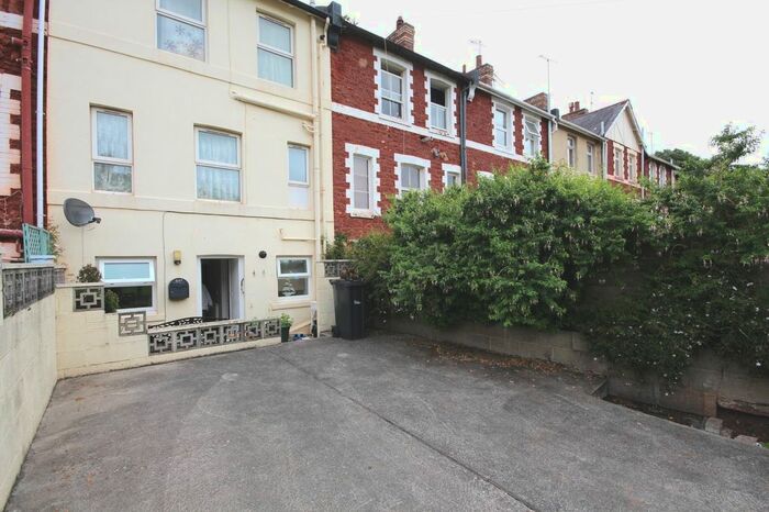 Studio To Rent In Mallock Road, Torquay, TQ2