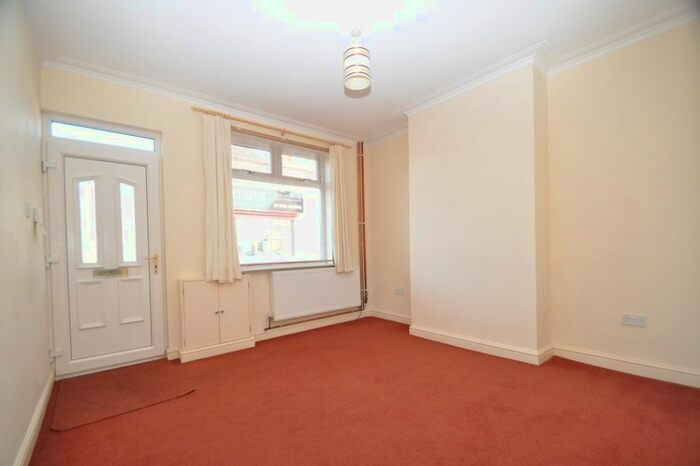 2 Bedroom End Of Terrace House To Rent In Fletcher Road, Stoke-On-Trent, ST4