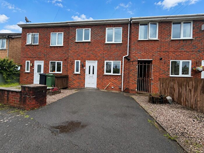 3 Bedroom Terraced House To Rent In Gardens Road, Wirral, CH63