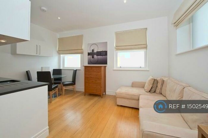 Studio To Rent In Regency House, Chelsea, SW10