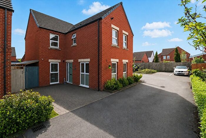 5 Bedroom Detached House For Sale In Wheatsheaf Way, Chesterfield, S43