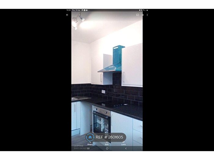 1 Bedroom Flat To Rent In North Street, Keighley, BD21